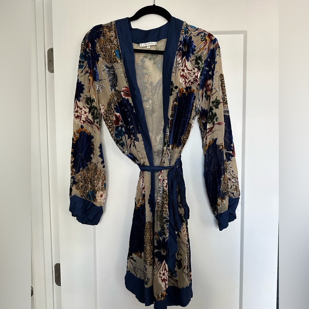 Willow & Clay Burnout Velvet Robe